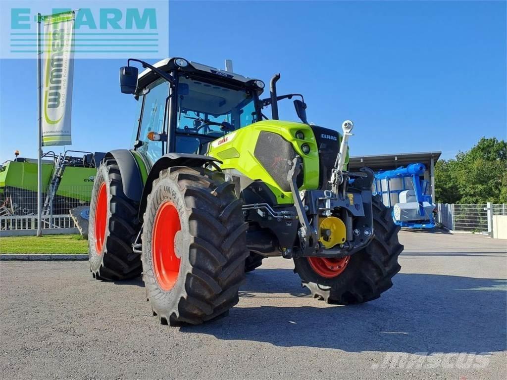 CLAAS axos 240 曳引機