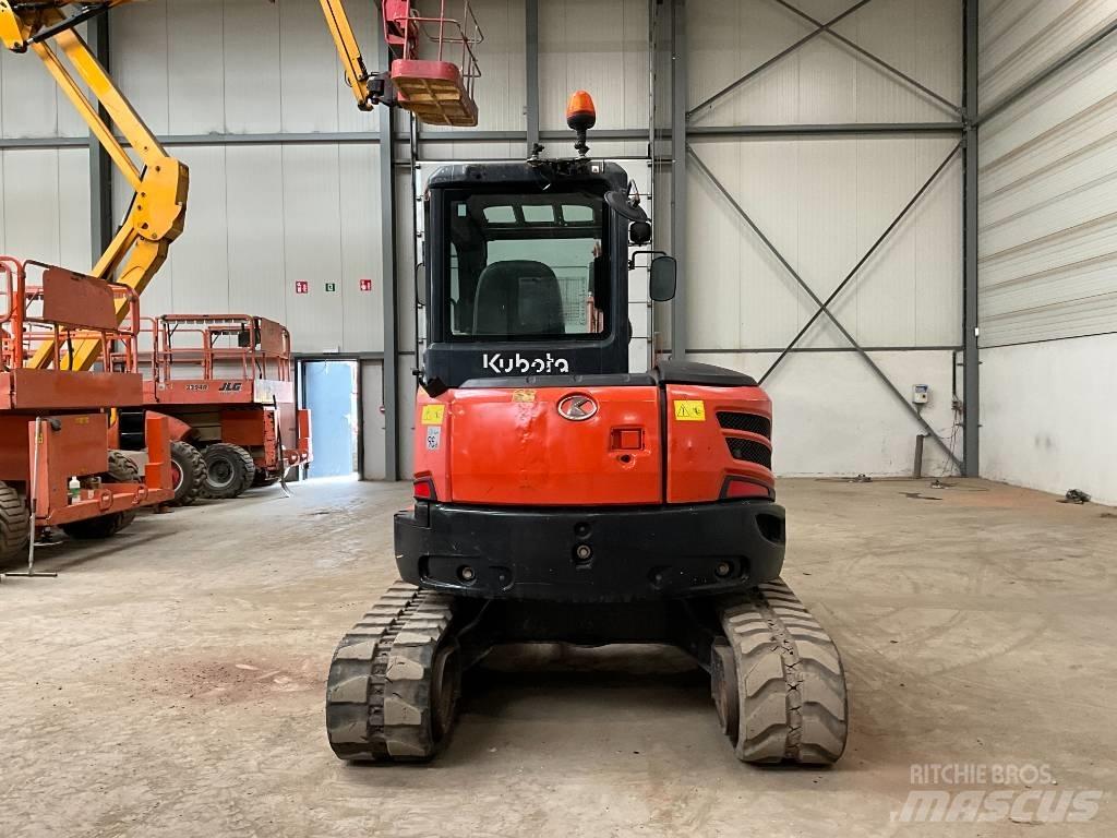 Kubota U 48-4 小型挖土機/掘鑿機<7t(小型挖掘機)