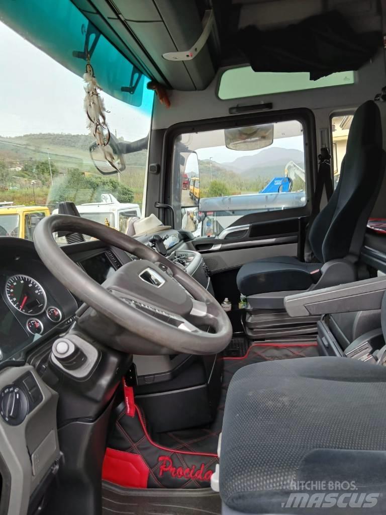 MAN TGX 26.560 平板 / 絞盤 卡車