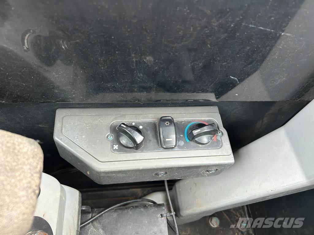 CAT 305.5 履帶式 挖土機/掘鑿機/挖掘機