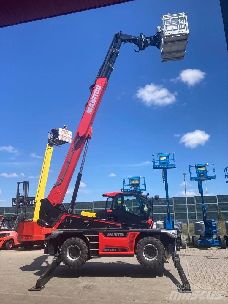 Manitou MRT 2660 伸縮臂操作車
