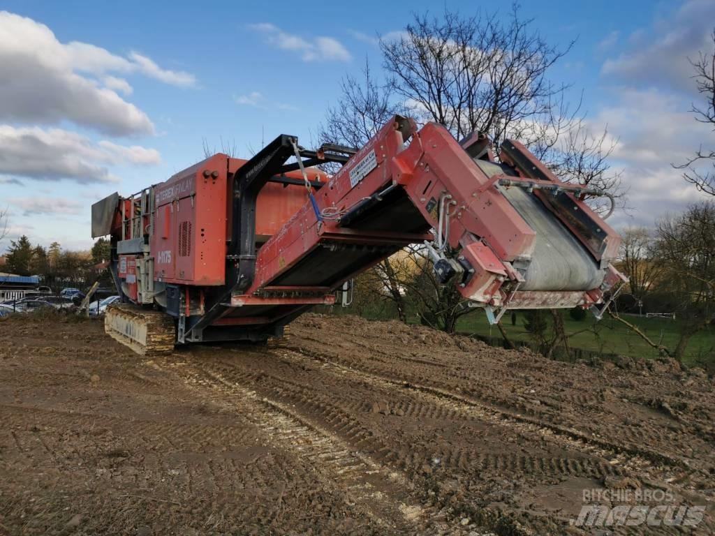 Terex J 1175 移動式壓碎機