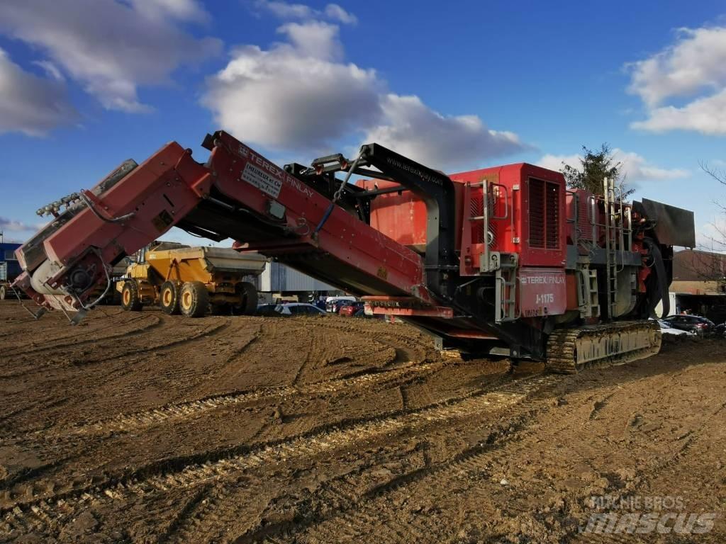 Terex J 1175 移動式壓碎機