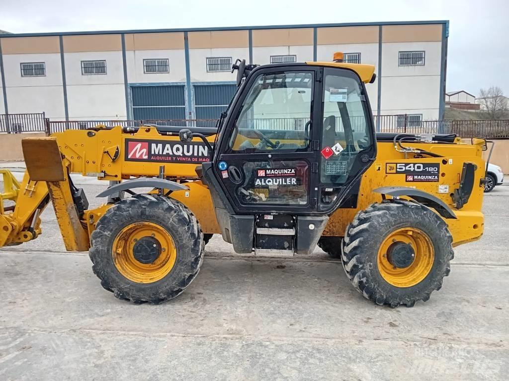 JCB 540.180 伸縮臂操作車