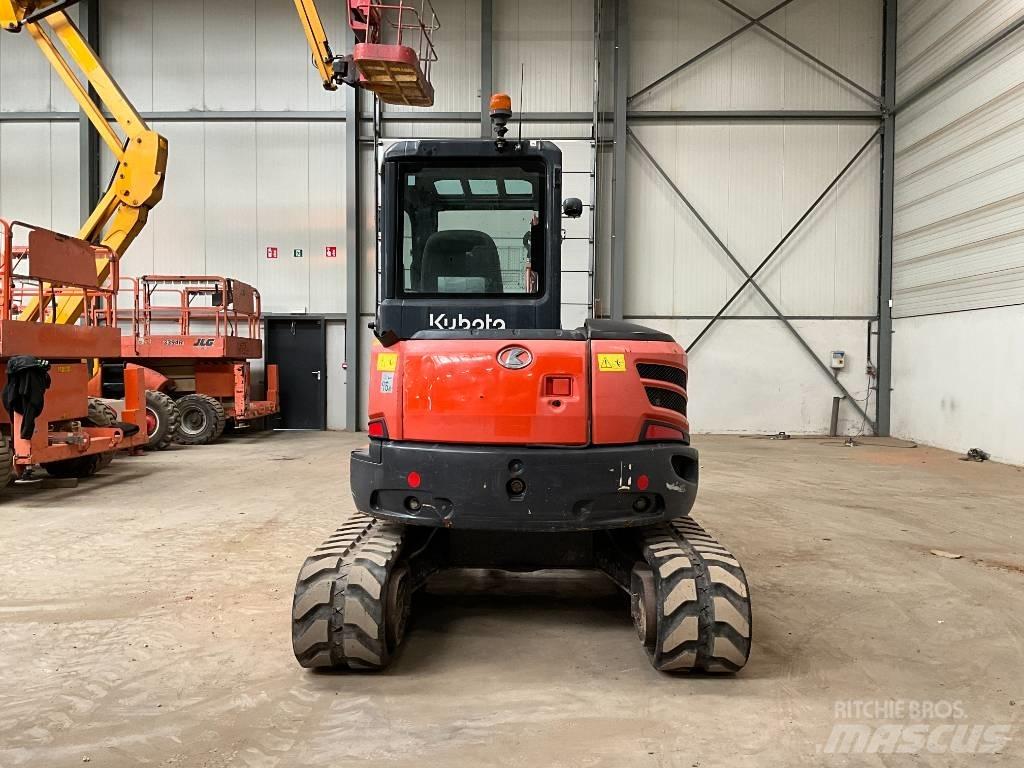 Kubota U 48-4 小型挖土機/掘鑿機<7t(小型挖掘機)