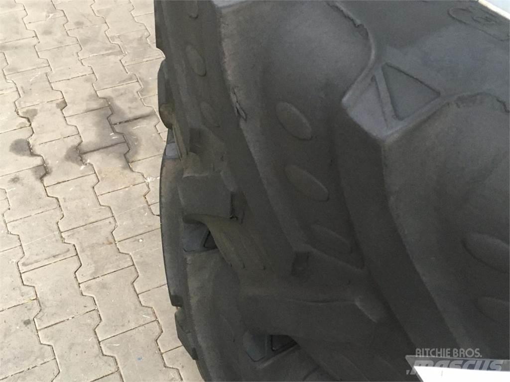BKT 480/70R34 輪胎、車輪和輪圈
