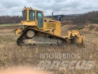 CAT D6N 履帶推土機