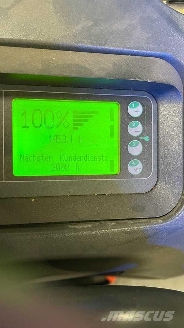 Linde T20AP 自走式堆積機