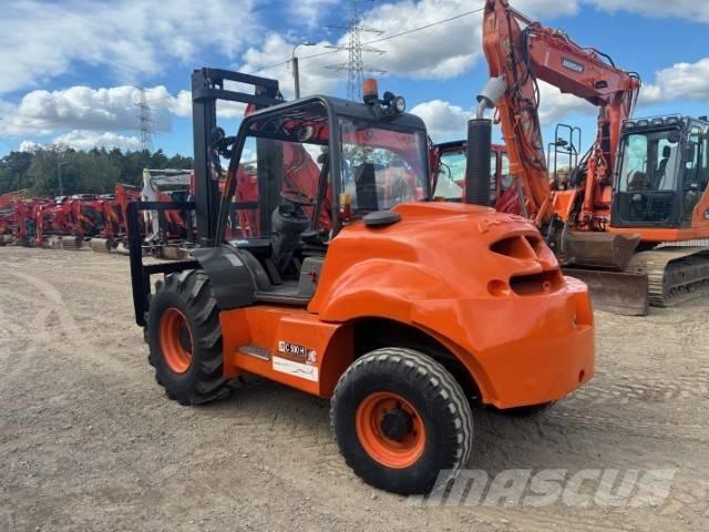 Ausa C 500 H X4 越野車