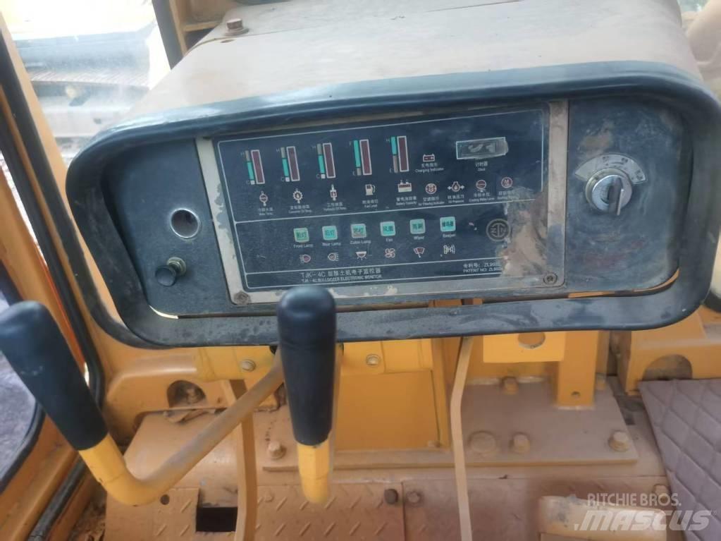 CAT D 7 G 平土機