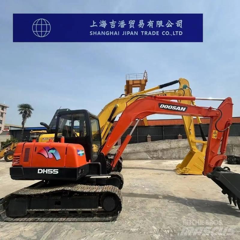 Doosan DH 55 小型挖土機/掘鑿機<7t(小型挖掘機)