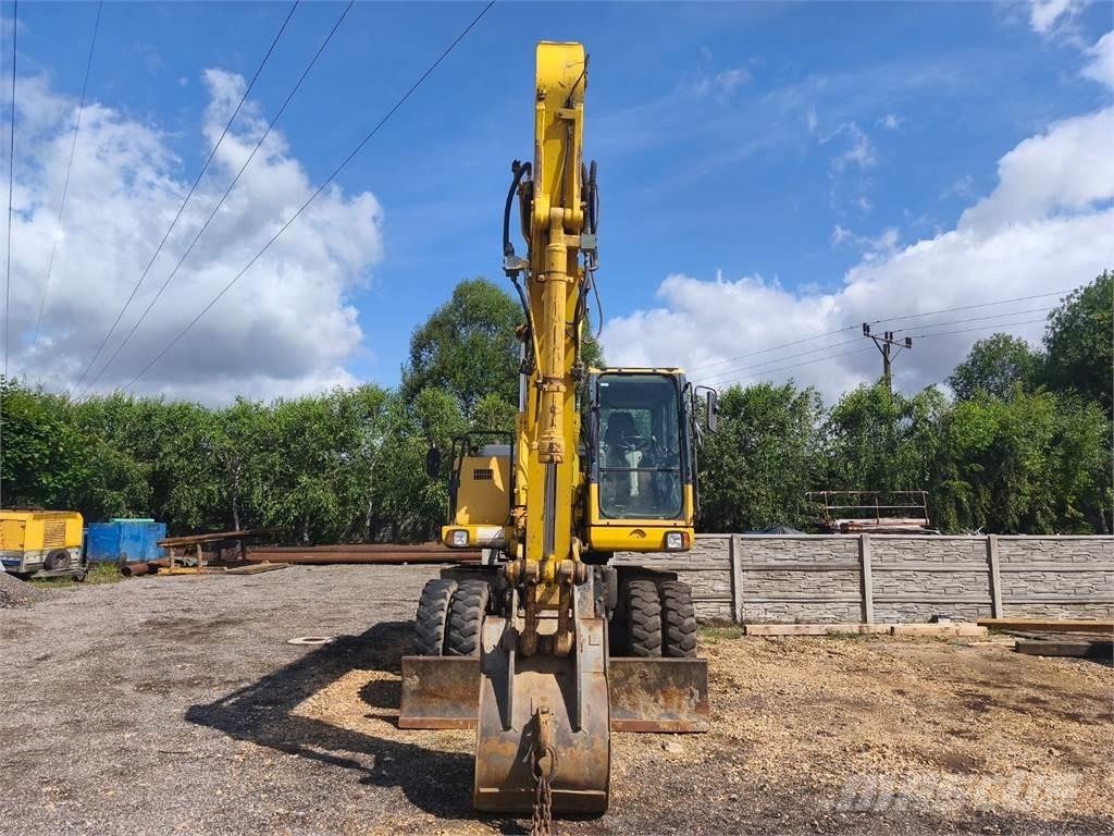 Komatsu PW180-7E0 其他
