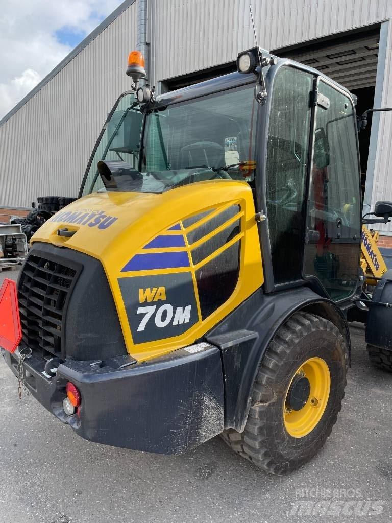 Komatsu WA 70 輪胎式裝載機