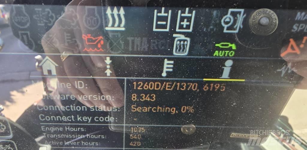 Huddig 1370 反鏟裝載機