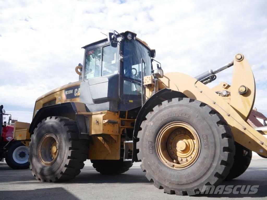CAT 938M 輪胎式裝載機