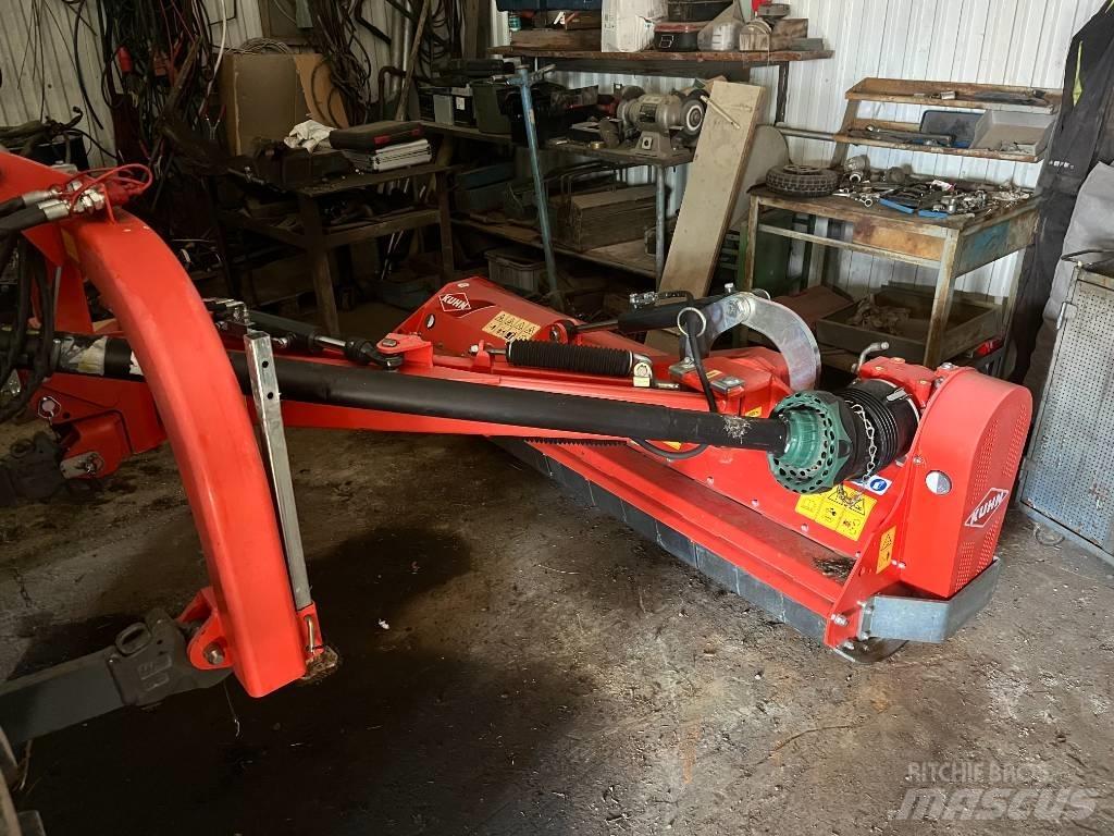Kuhn TB 211 莖葉去葉機