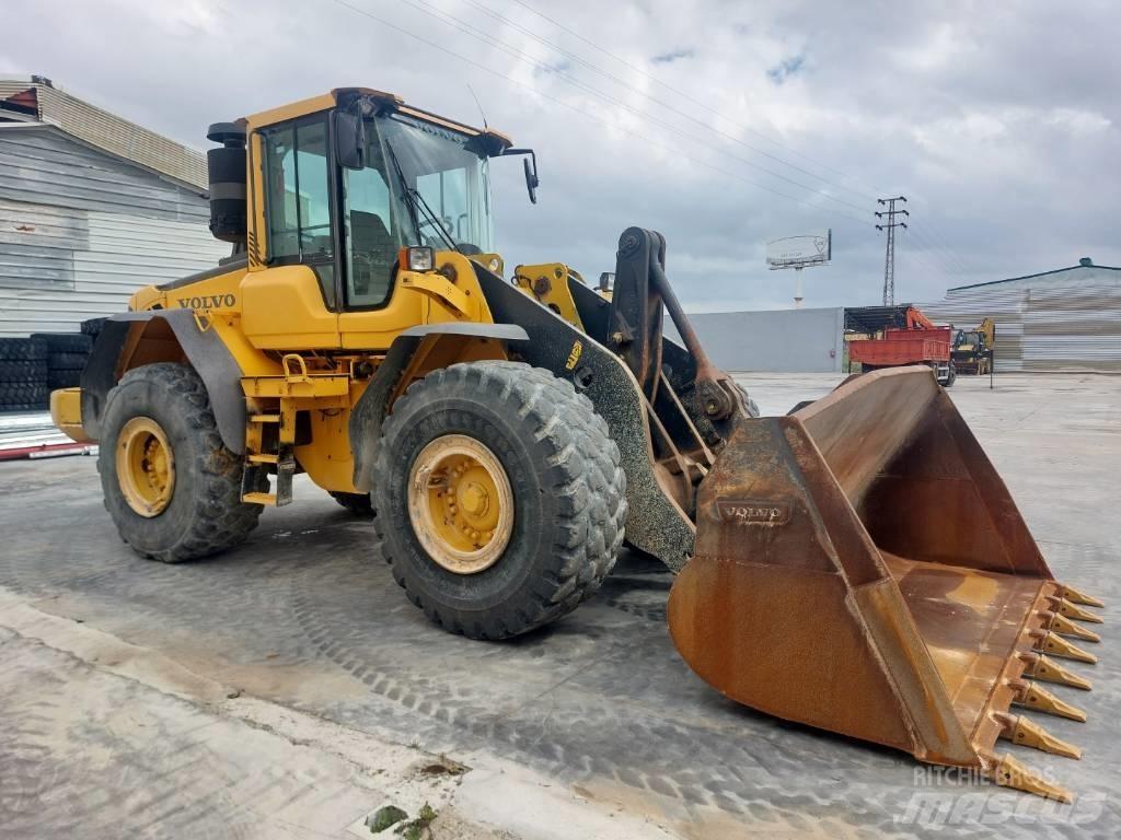 Volvo L 110 F 輪胎式裝載機