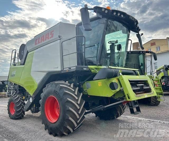 CLAAS TRION 530 聯合收穫機
