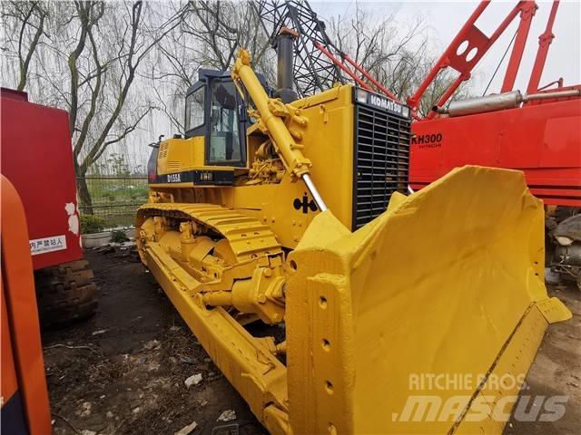 Komatsu D155A 履帶推土機