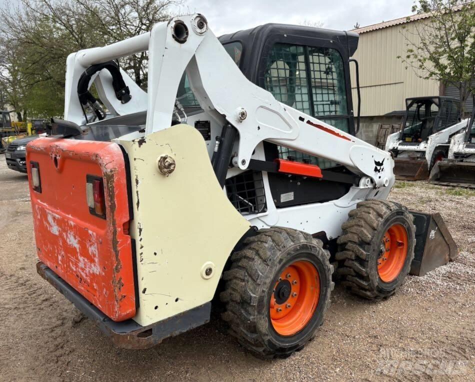 Bobcat S 530 滑移轉向裝載機