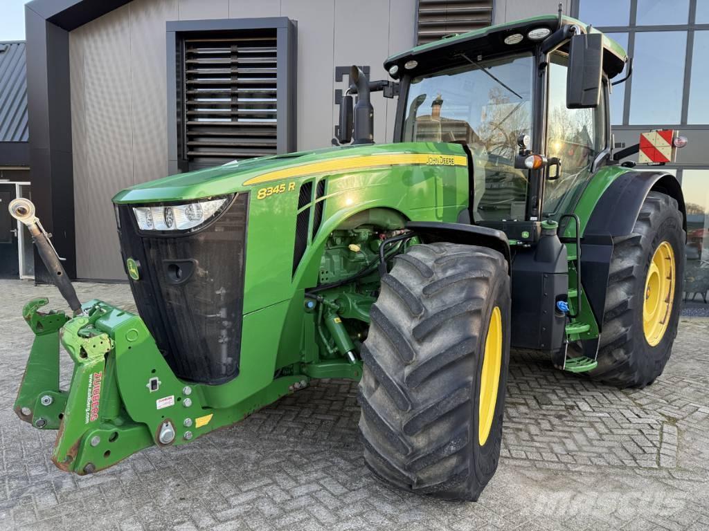 John Deere 8345 R 曳引機