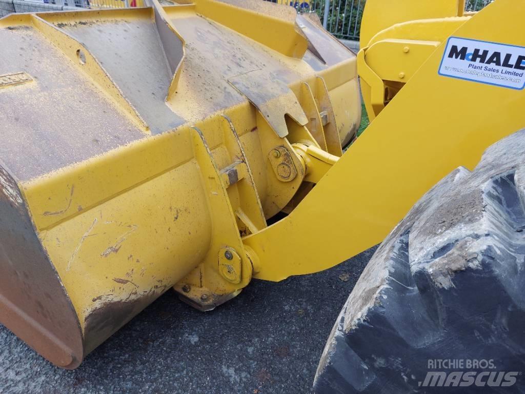 Komatsu WA480-8 輪胎式裝載機