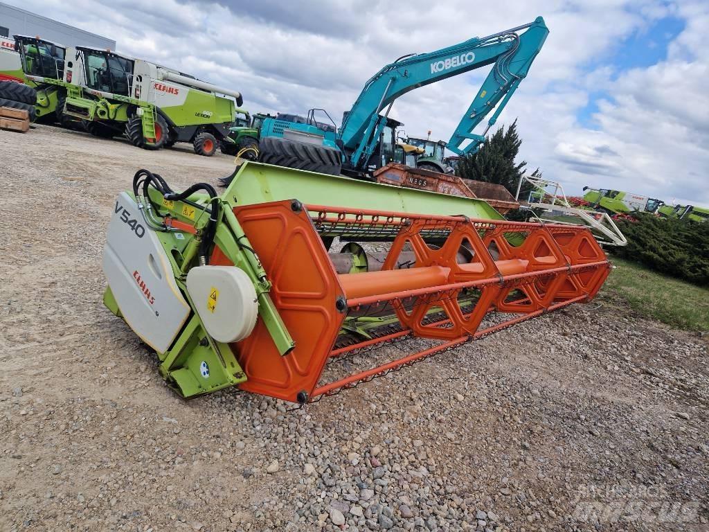 CLAAS Tucano 320 聯合收穫機