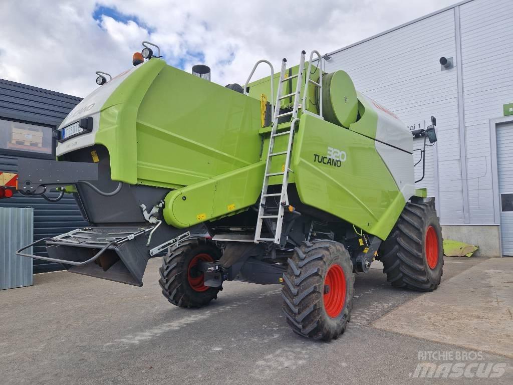 CLAAS Tucano 320 聯合收穫機