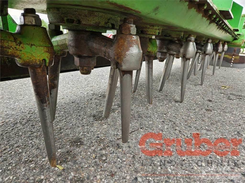 Fliegl S 3000 動力耙和旋轉式耕耘機