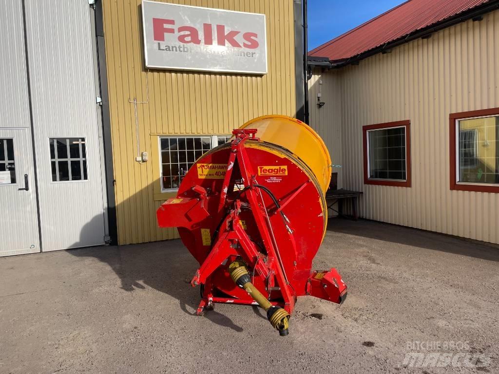 TEAGLE TOMAHAWK 404M 草捆撕碎機、切割機、拆袋機