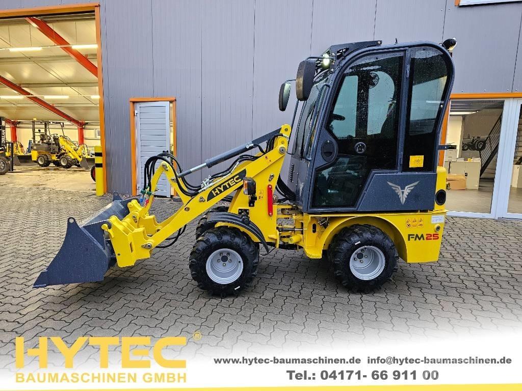 Hytec FM25 滑移轉向裝載機