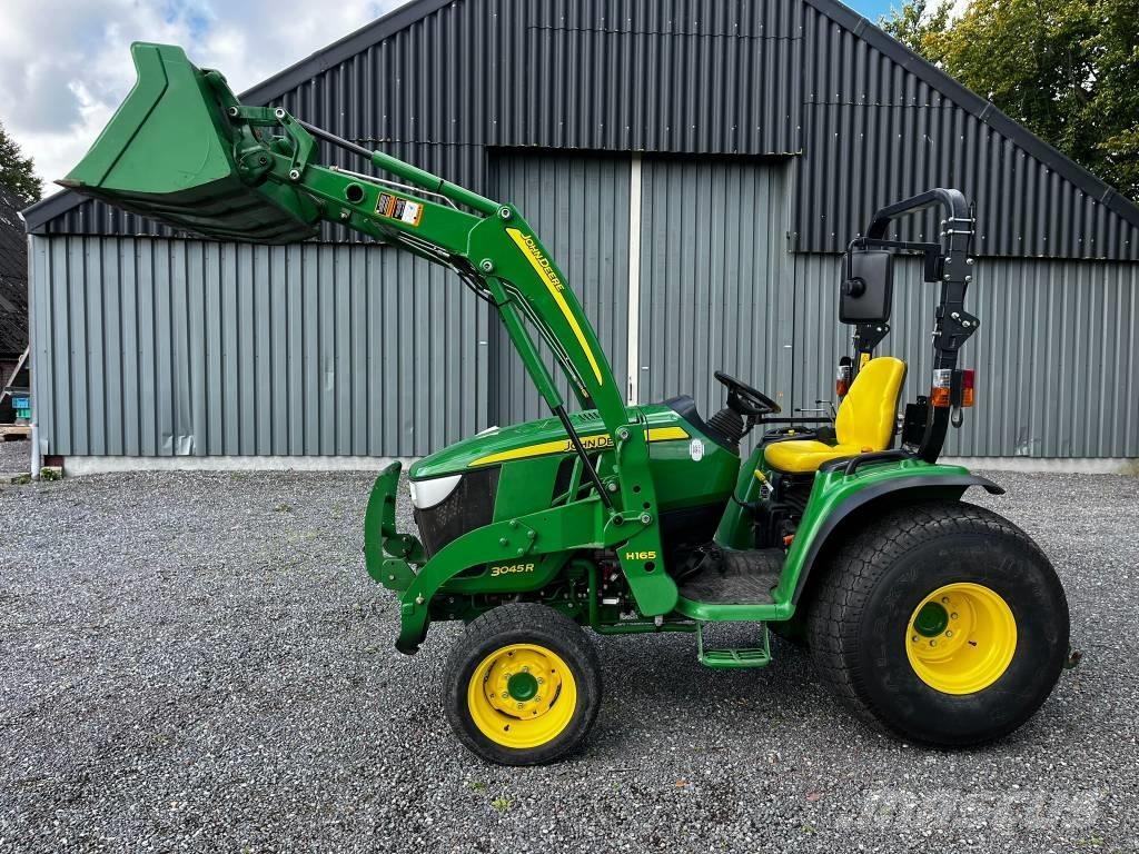 John Deere 3045 R 曳引機