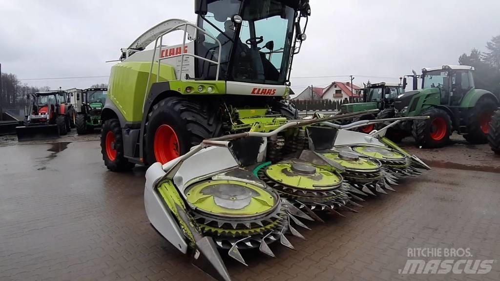 CLAAS Orbis 600 自走式飼料採集機