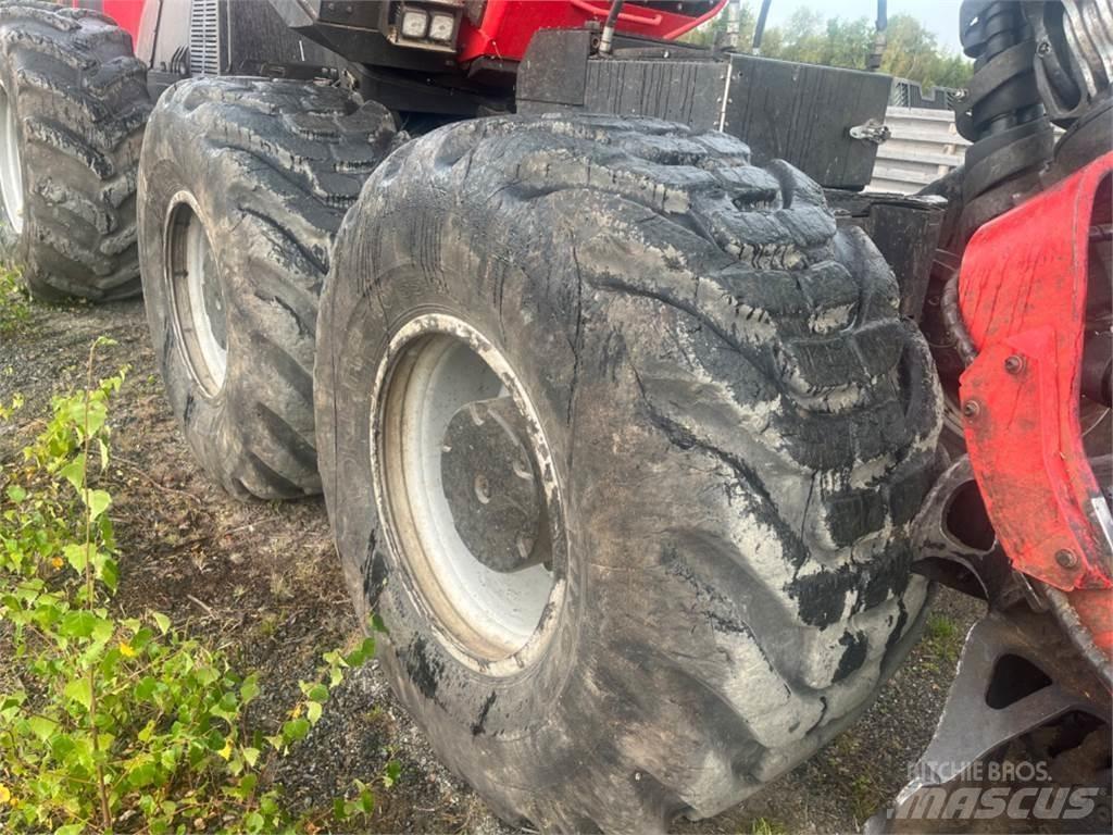 Komatsu 951 收穫機