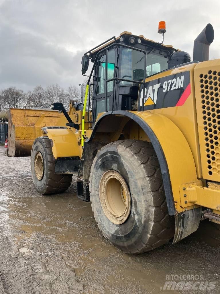 CAT 972 M 輪胎式裝載機