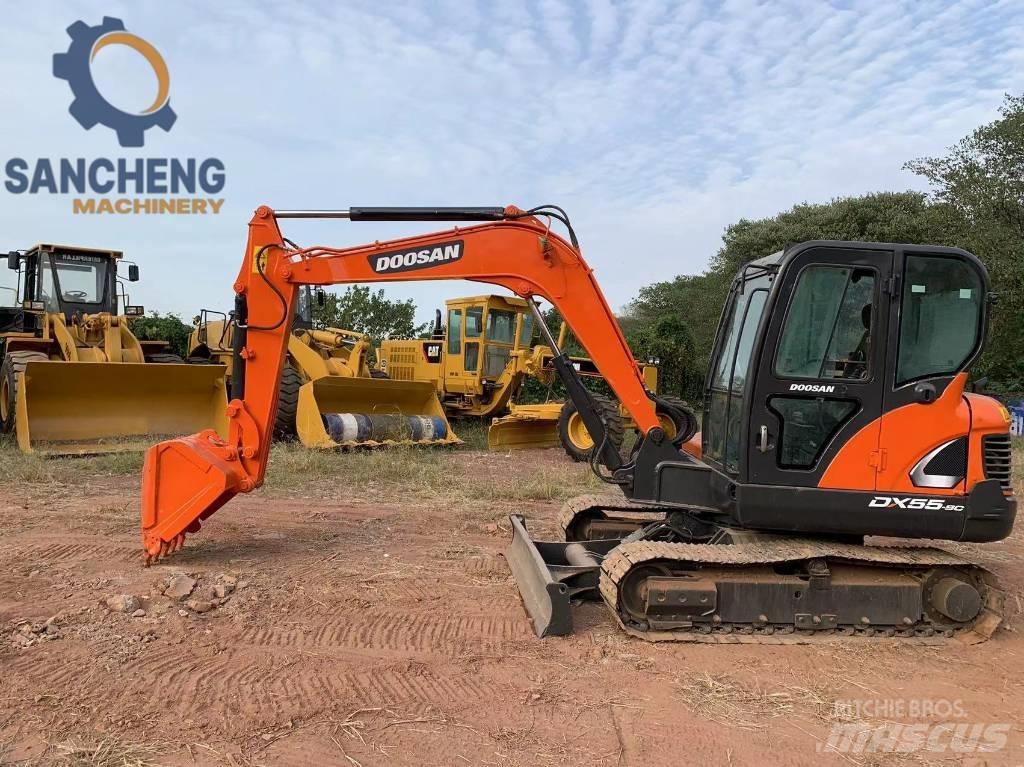 Doosan DX 55 履帶式 挖土機/掘鑿機/挖掘機
