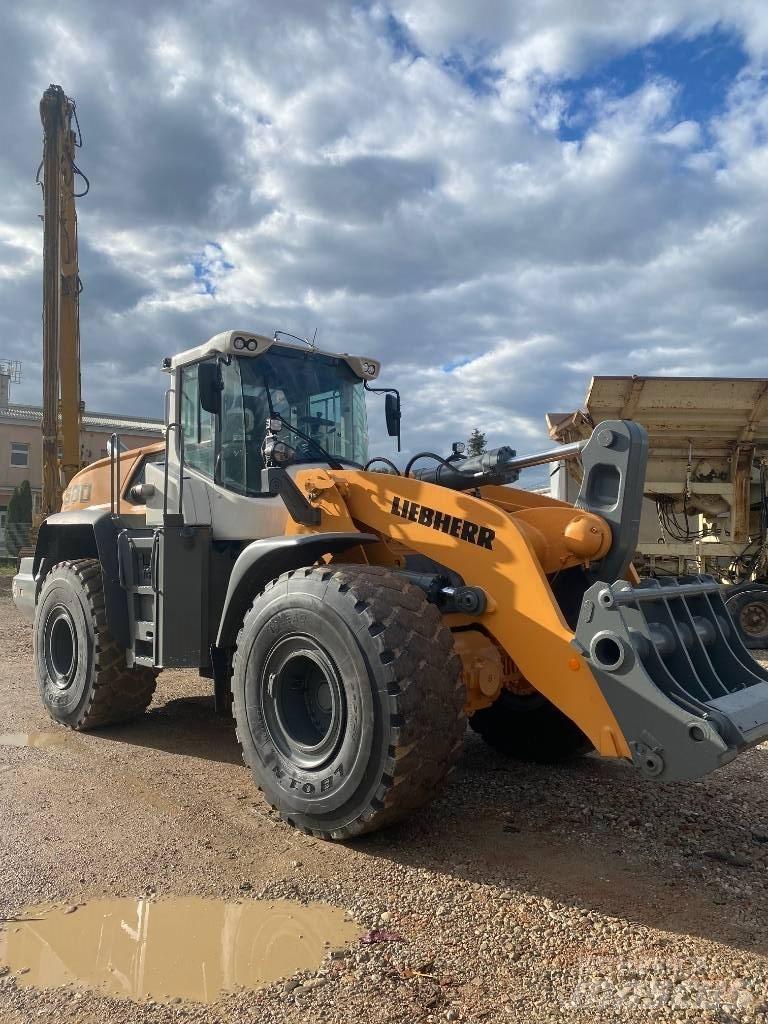 Liebherr 580  L 輪胎式裝載機