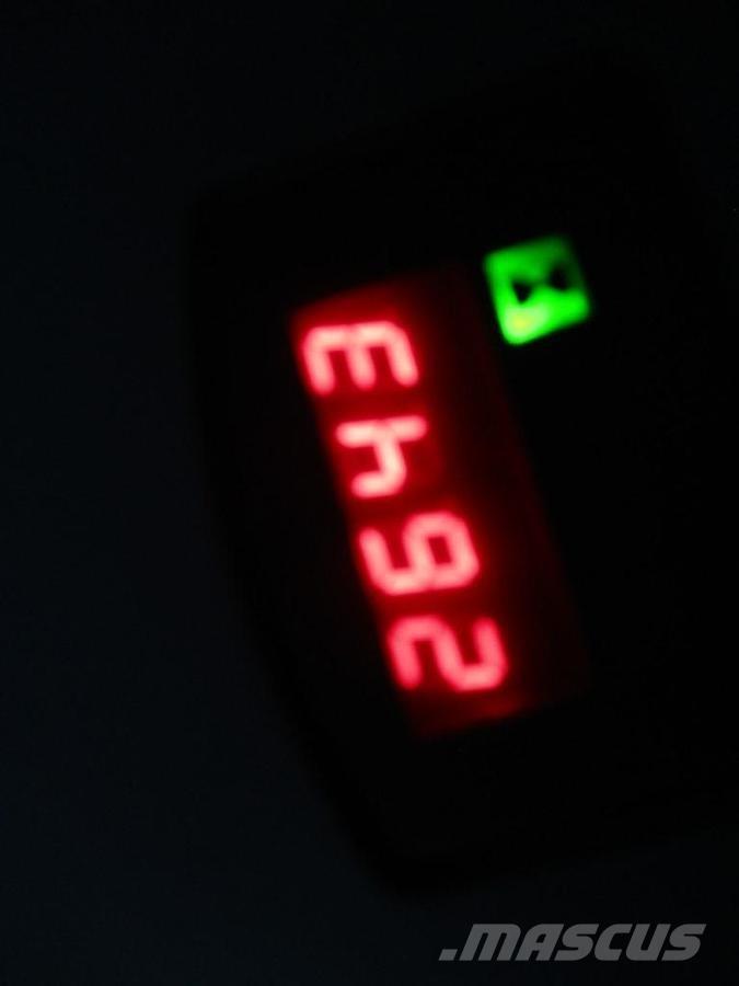 BT SPE125 平台型低架升降機