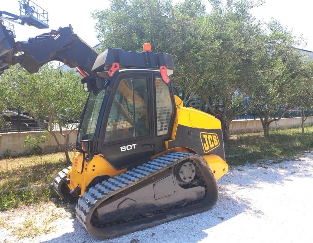 JCB 1110 T 滑移轉向裝載機