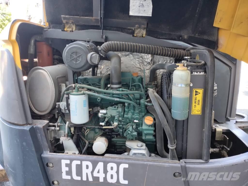 Volvo ECR 48 C 小型挖土機/掘鑿機<7t(小型挖掘機)