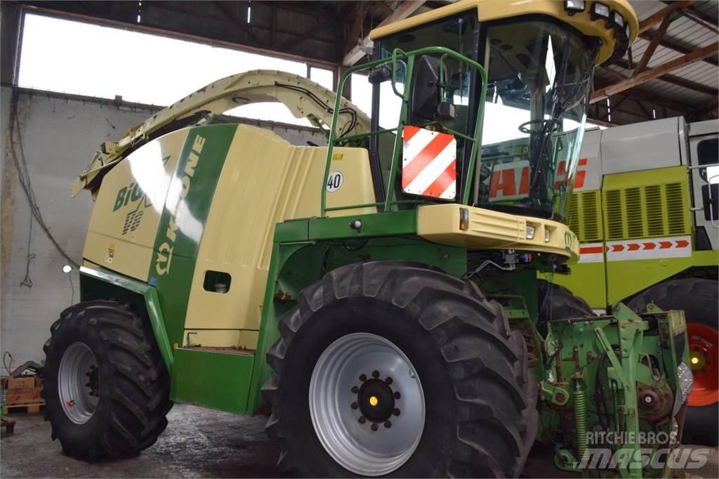 Krone Big X V8 自走式飼料採集機