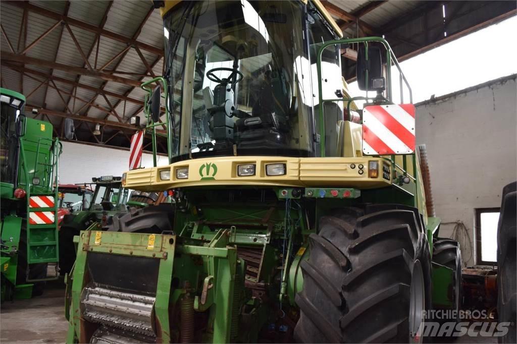 Krone Big X V8 自走式飼料採集機