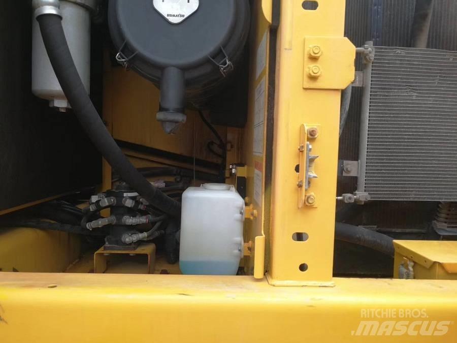 Komatsu pc200-8 履帶式 挖土機/掘鑿機/挖掘機