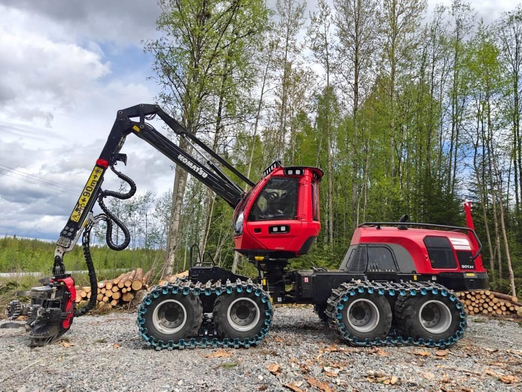 Komatsu 901 XC 收穫機