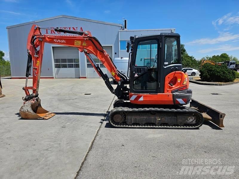 Kubota KX 057-4 小型挖土機/掘鑿機<7t(小型挖掘機)