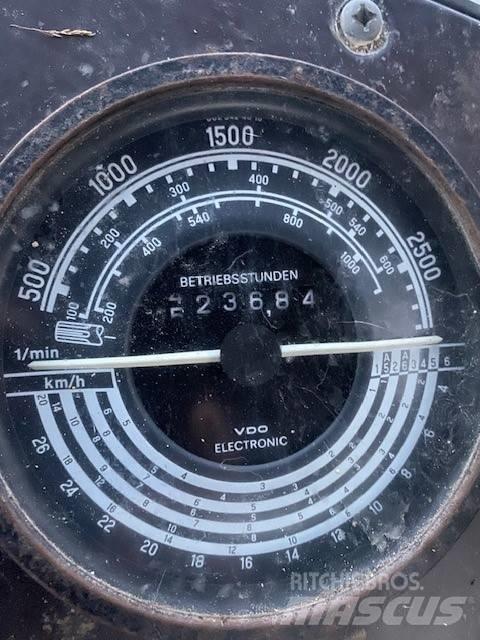 MB Trac 1500 曳引機