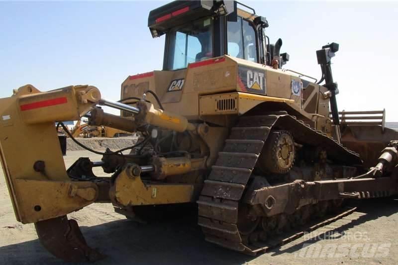 CAT D8R 履帶推土機