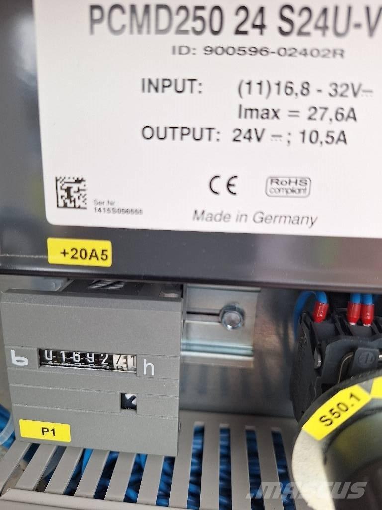 Böcker AHK 34/1800 其他升降機械