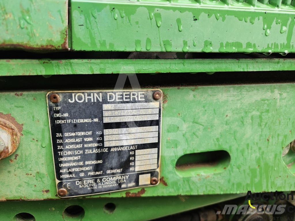 John Deere 6810 曳引機