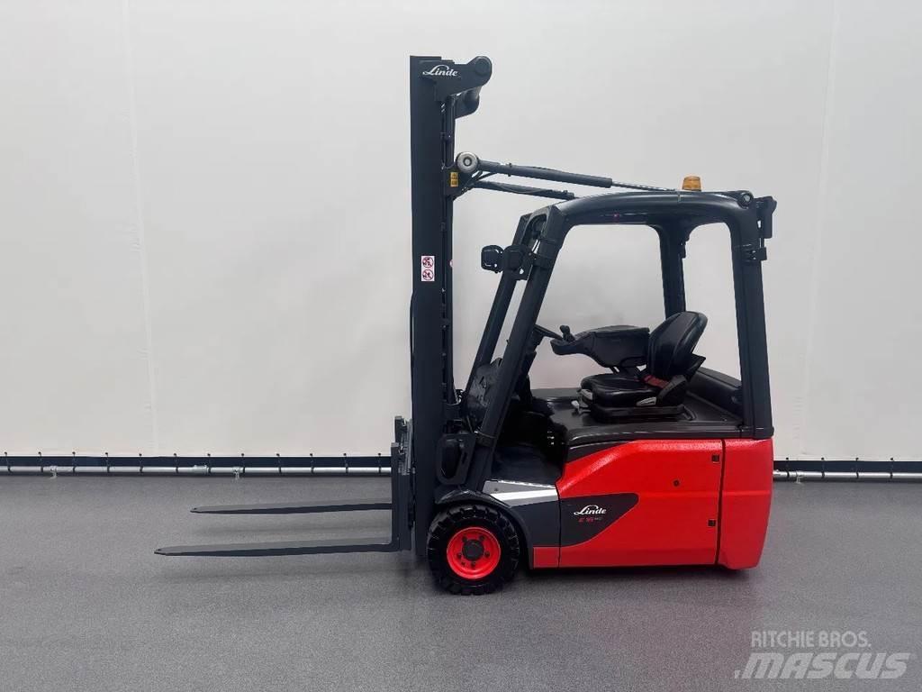 Linde 386 E 16-02 電動堆高機